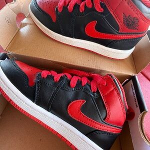 Jordan Kids Black and Red Sneakers